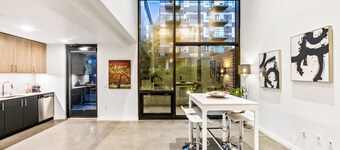 Urban Loft in Redmond Core