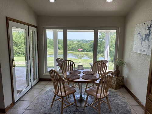 Minutes from Marina Del Rey and Boat Ramps at Soldier Creek on Lake Texoma.