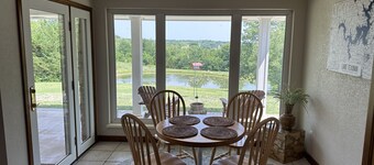 Minutes from Marina Del Rey and Boat Ramps at Soldier Creek on Lake Texoma.