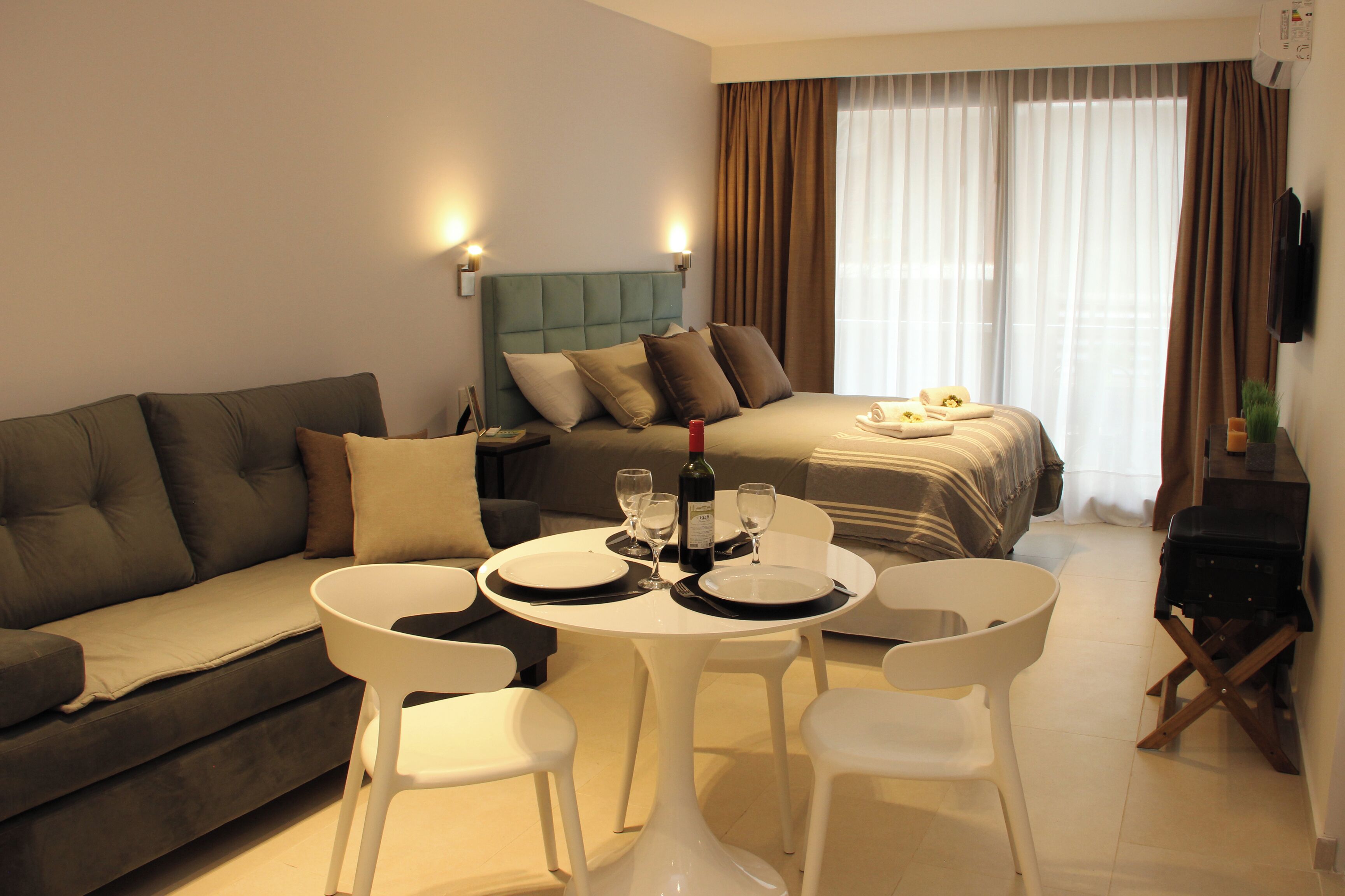 開放式客房 | 客房內保險箱、免費無線上網、床單