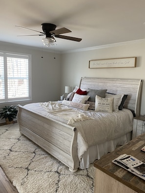 3 bedrooms, iron/ironing board, free WiFi, bed sheets - Cozy 3Bdr Cottage (Lexington)