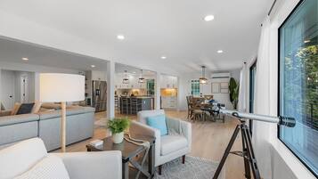 Classic House | Living area