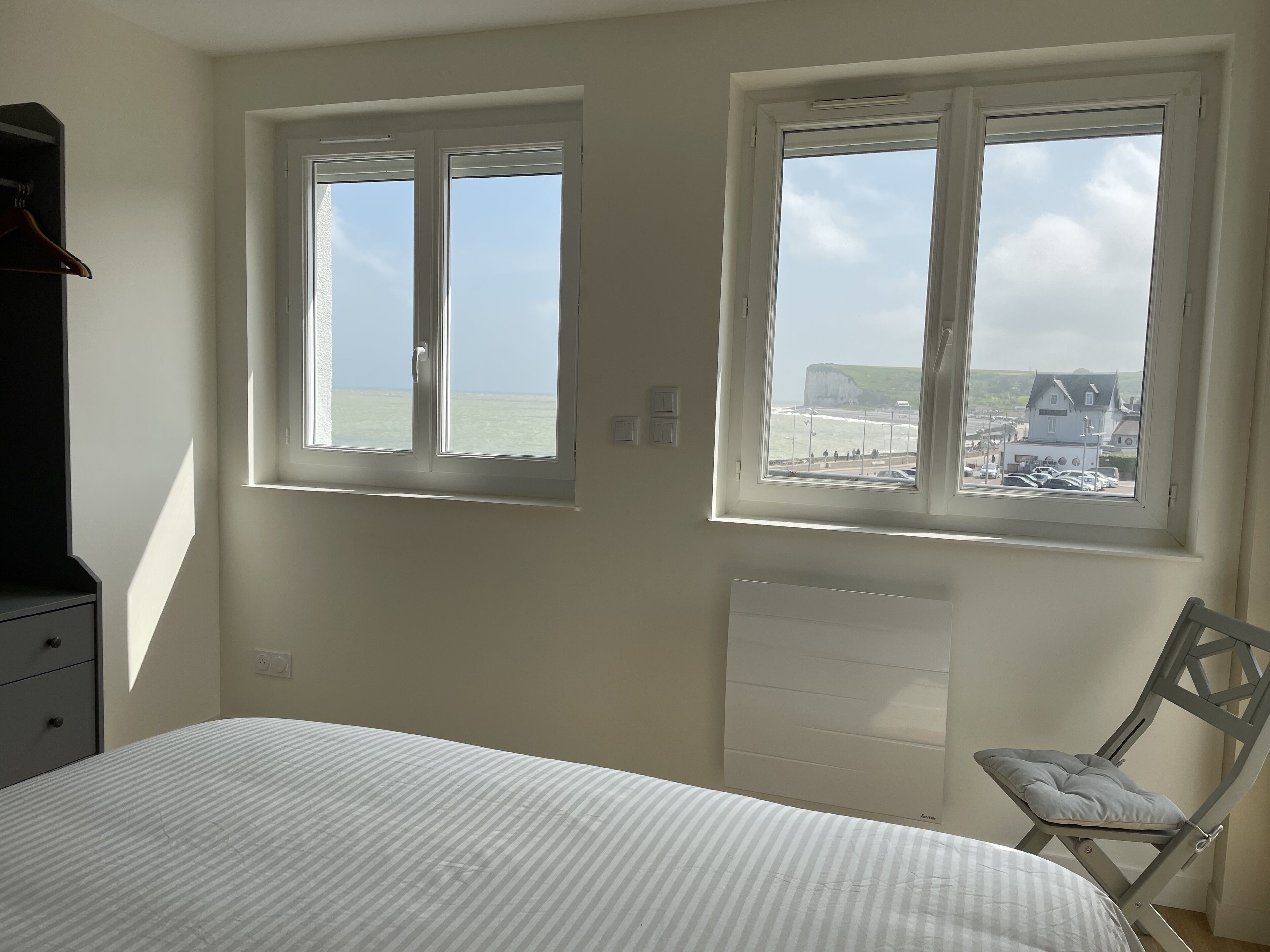 2 chambres, fer et planche à repasser, lit parapluie, Wi-Fi gratuit