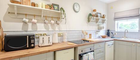 Geschirrspüler, Hochstuhl