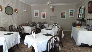 Free daily full breakfast