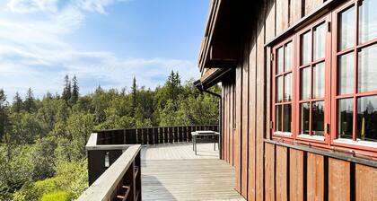 4 bedroom cozy home in Reinli