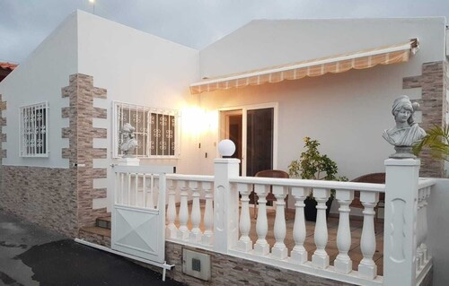 Nice bungalow with swimming pool in Aldea blanca, Tenerife South