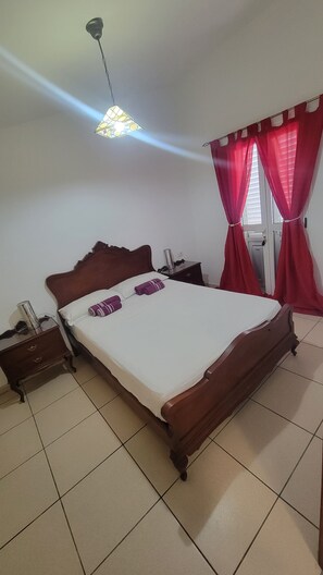 3 Schlafzimmer, Bügeleisen/Bügelbrett, Reisekinderbett, kostenloses WLAN