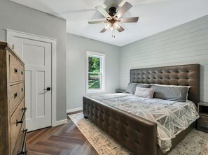3 chambres, bureau, lit de bébé portatif, accès au Wi-Fi (inclus)