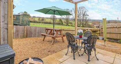 1 bedroom accommodation in Brand Green, near Redmarley