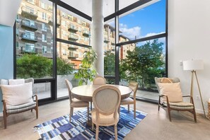 经典公寓 | 餐厅