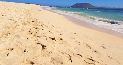 Sunset Ático a 5 Minutos del Parque Natural Dunas de Corralejo y Grandes Playas!