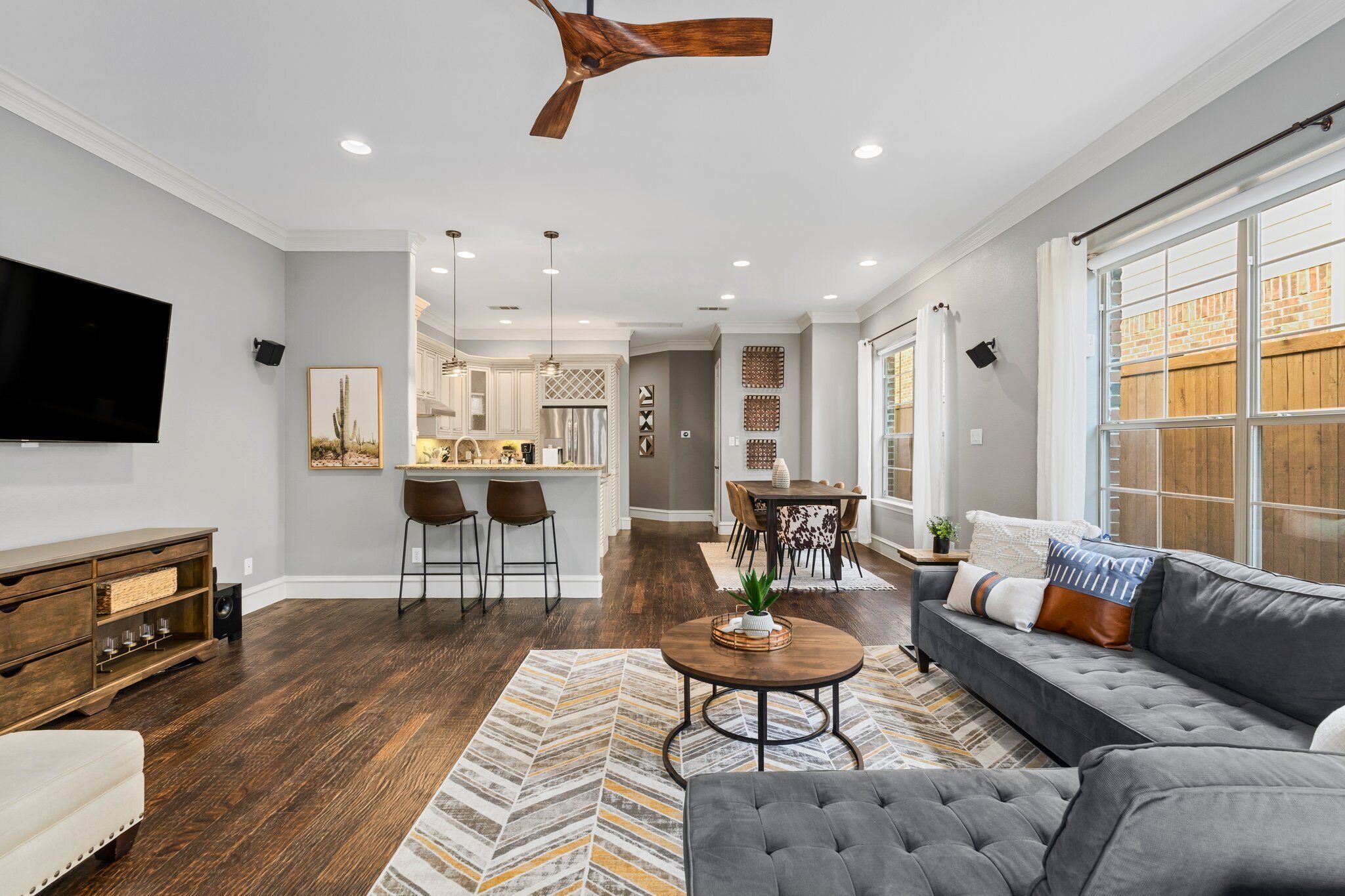 Luxury 4BR Dallas Home | Game Room | Fire Pit | Gym