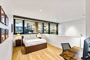 1 habitación, escritorio, tabla de planchar con plancha y wifi gratis 