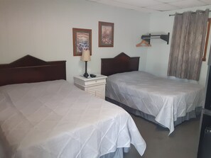 Standard Single Room, 2 Double Beds