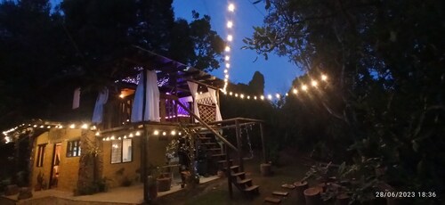 El Diamante Magic night cabin with jacuzzi and fireplace in Sta Elena 