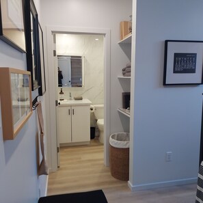 Interior - Relax on 4th!
Brand new, meticulously clean suite in perfect location! (Saskatoon)