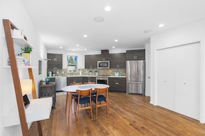 Classic Apartment | Living area - Golden Gardens Getaway Beach Waterfront (Seattle)