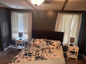 3 bedrooms, free WiFi, bed sheets