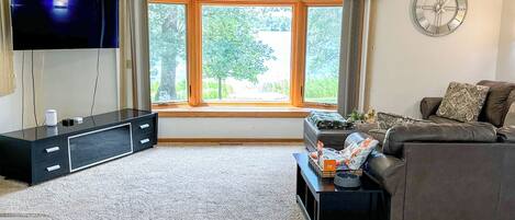 Smart-tv, tv-spel och böcker