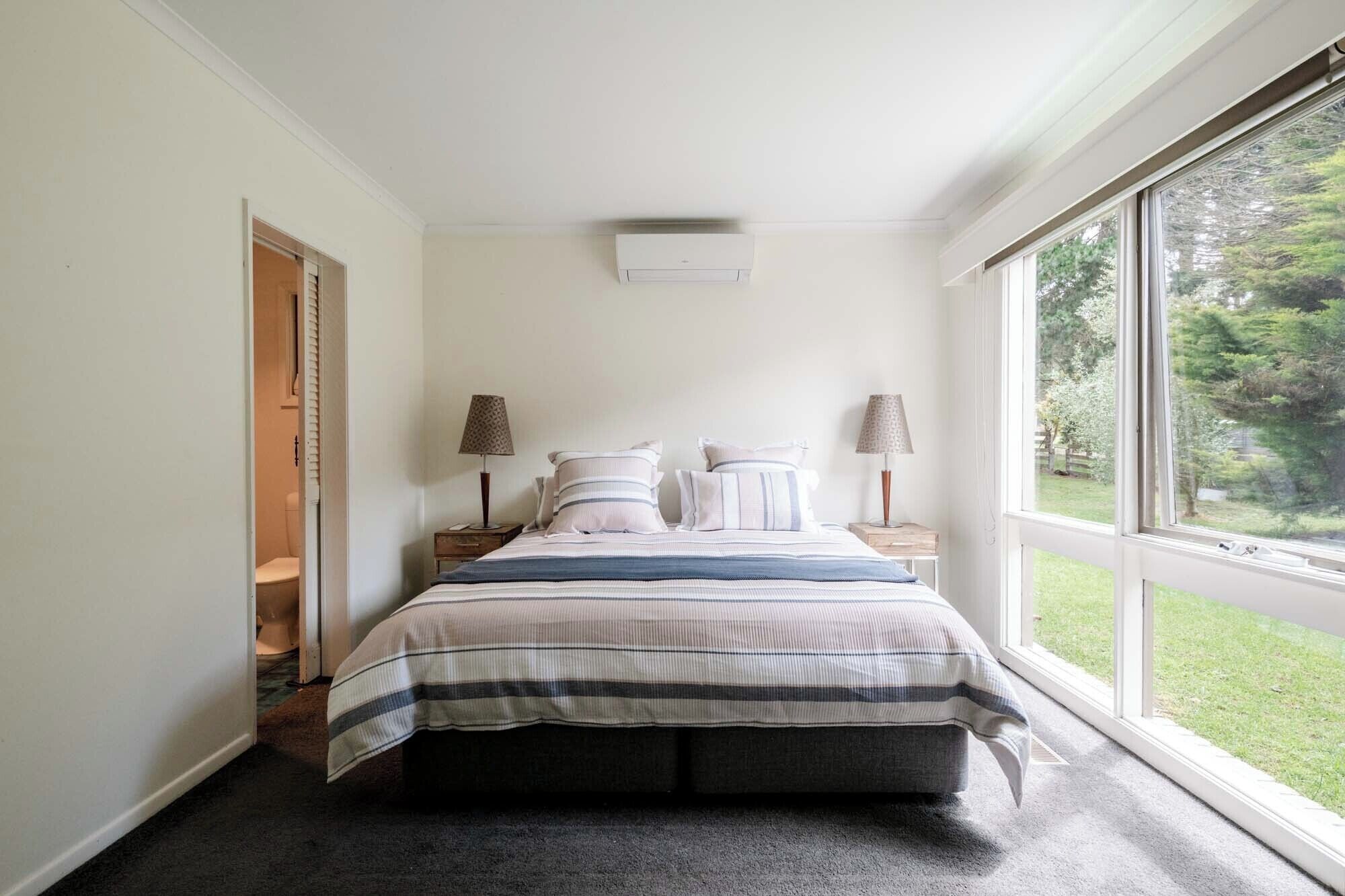 4 bedrooms, free WiFi, bed sheets