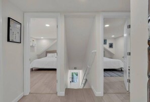 5 bedrooms - Seaside Heights' Paradise House: 5BR (Seaside Heights)