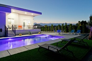 Outdoor pool, a heated pool