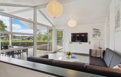 Cozy home in Farsø with sauna