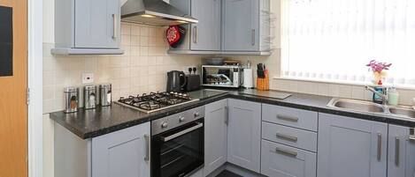 Fridge, microwave, oven, dishwasher