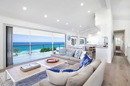 Ocean Panorama With Private Pool!