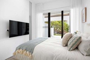 6 habitaciones, tabla de planchar con plancha y wifi gratis 