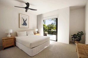 6 bedrooms, desk, iron/ironing board, WiFi