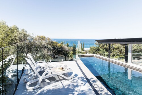 Coastal Luxury: Private Pool, Ocean Vista