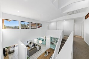 Interior - Noosa Grandeur: Stylish for Families (Noosa Heads)