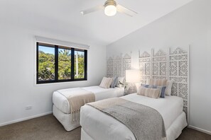 8 habitaciones, tabla de planchar con plancha y wifi gratis 