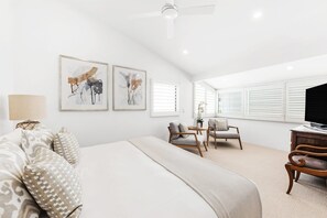 4 bedrooms, bed sheets