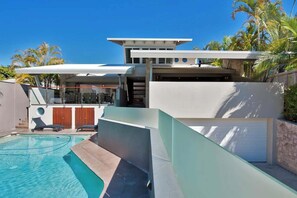 Pool - Sunshine Beach Retreat - Pool, Backyard (Sunshine Beach)