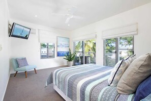 4 habitaciones, tabla de planchar con plancha y wifi gratis 