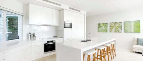 Coffee/tea maker, fridge, microwave, oven