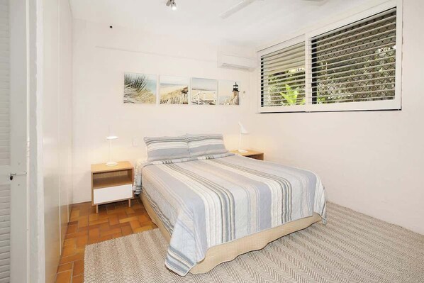 3 habitaciones, tabla de planchar con plancha y wifi gratis