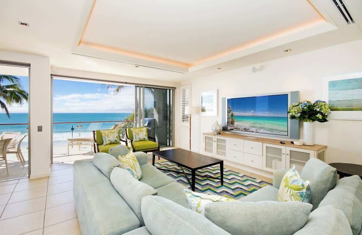 TV