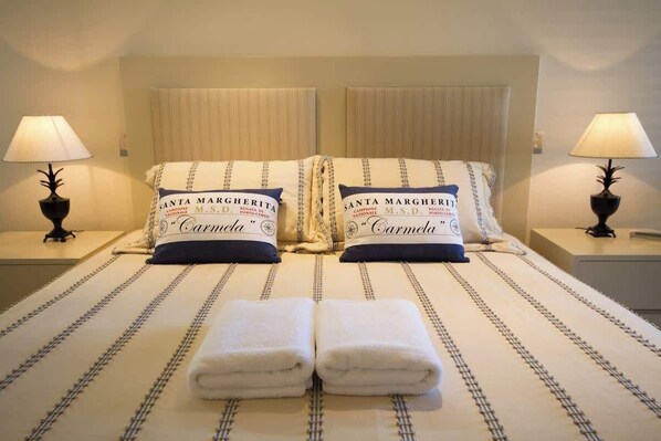 3 bedrooms, iron/ironing board, WiFi (free), bed sheets
