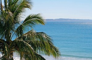 Una spiaggia nelle vicinanze