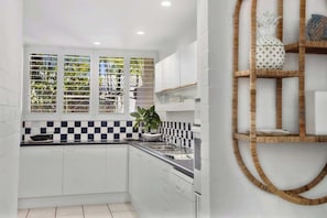 Coffee/tea maker, fridge, microwave, oven - Modern Noosa Retreat - Private Pool (Noosa Heads)