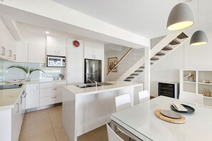 Dining - Riverfront with Jetty (Noosaville)