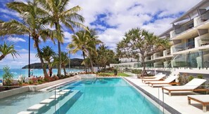 Pool - Fairshore 12 - Beachfront Bliss (Noosa Heads)