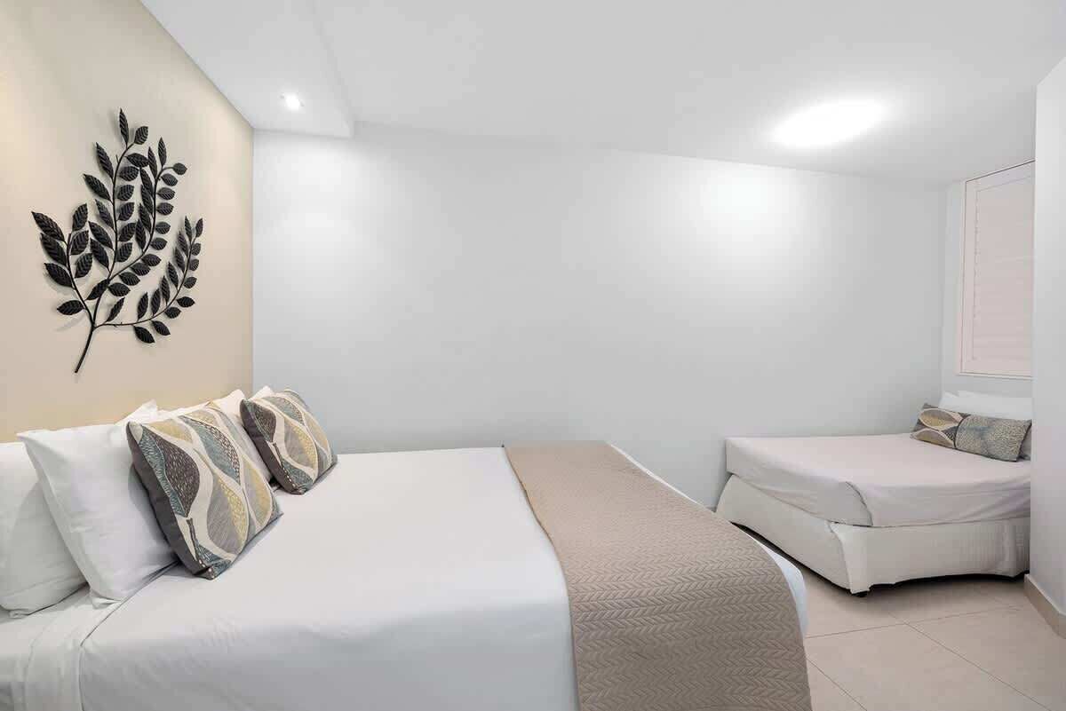 2 chambres, fer et planche à repasser, Wi-Fi gratuit, draps fournis