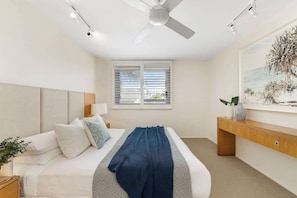 2 bedrooms, free WiFi - Fairshore 22 - Main Beach Views (Noosa Heads)