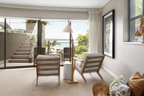 Interior - Hastings Park 3: Scenic Beachside Retreat | A/C | heated pool | staffed reception (Noosa Heads)