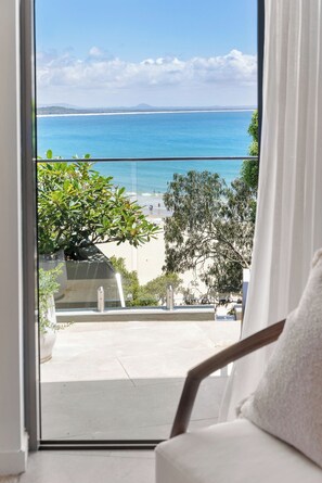 Interior - Hastings Park 9: Noosa Paradise, Laguna Bay Views | 4BR | 3BATH | AC |Heated Pool (Noosa Heads)